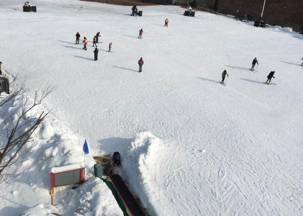 安吉天池滑雪场